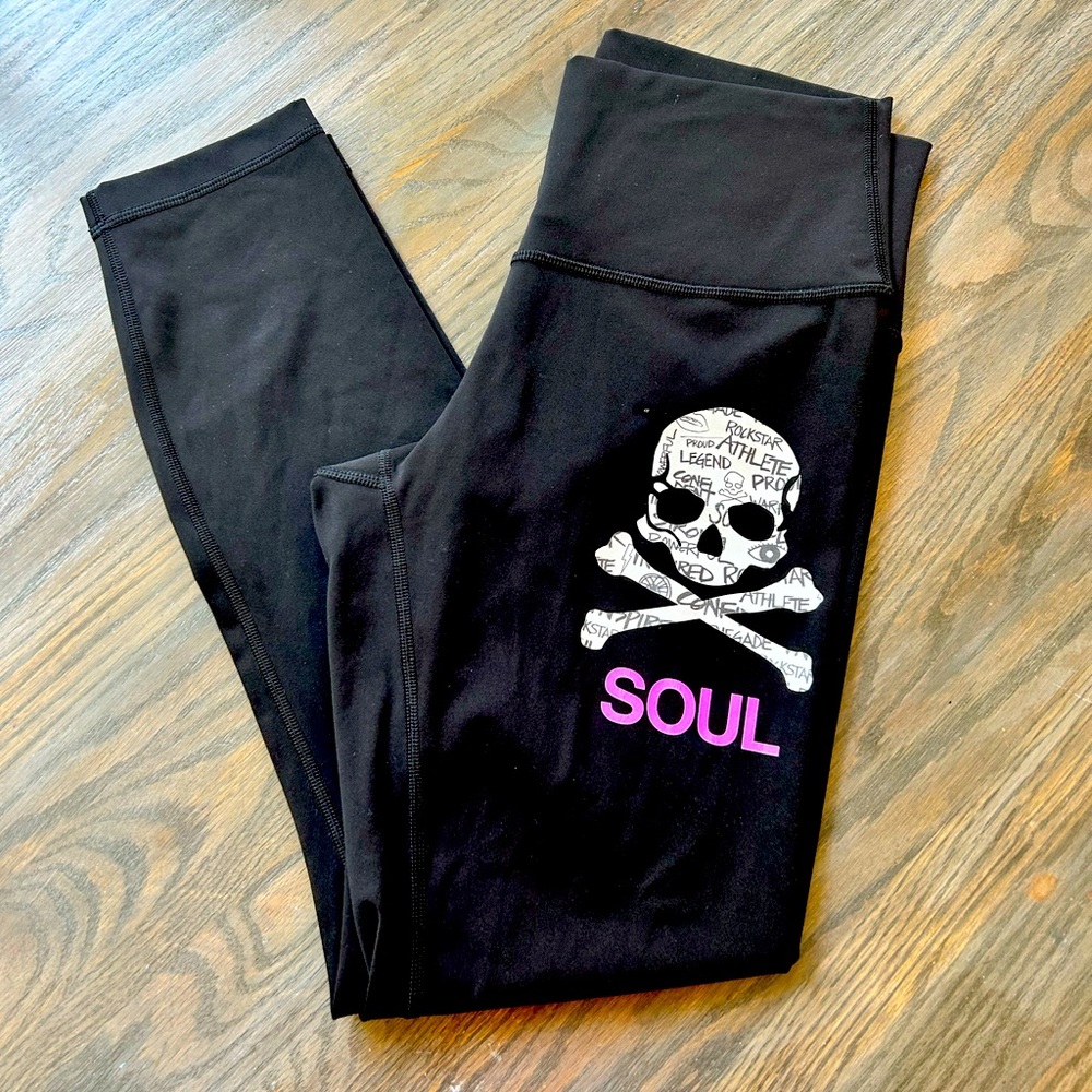 Lululemon soup cycle leggings size 8.